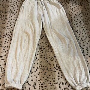 Old Navy Gray Ankle Cropped Pants